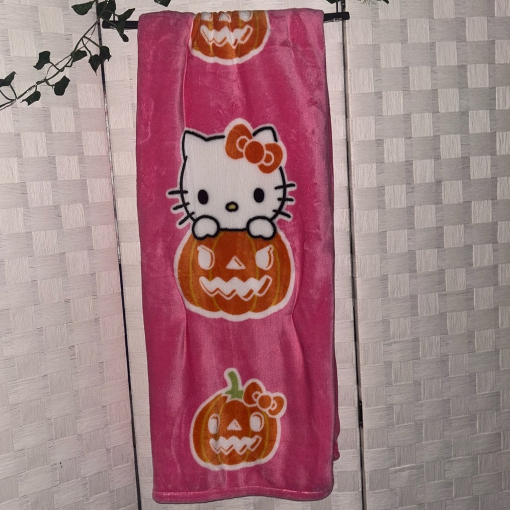 Hello Kitty limited edition Halloween blanket